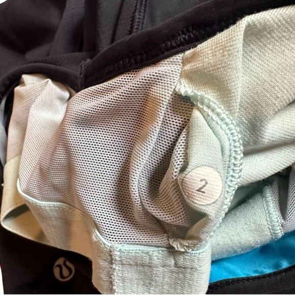 Lululemon Cardio Kick Tank | Beach Blanket Blue / Aquamarine / Black | Size: 2 - Picture 4 of 14